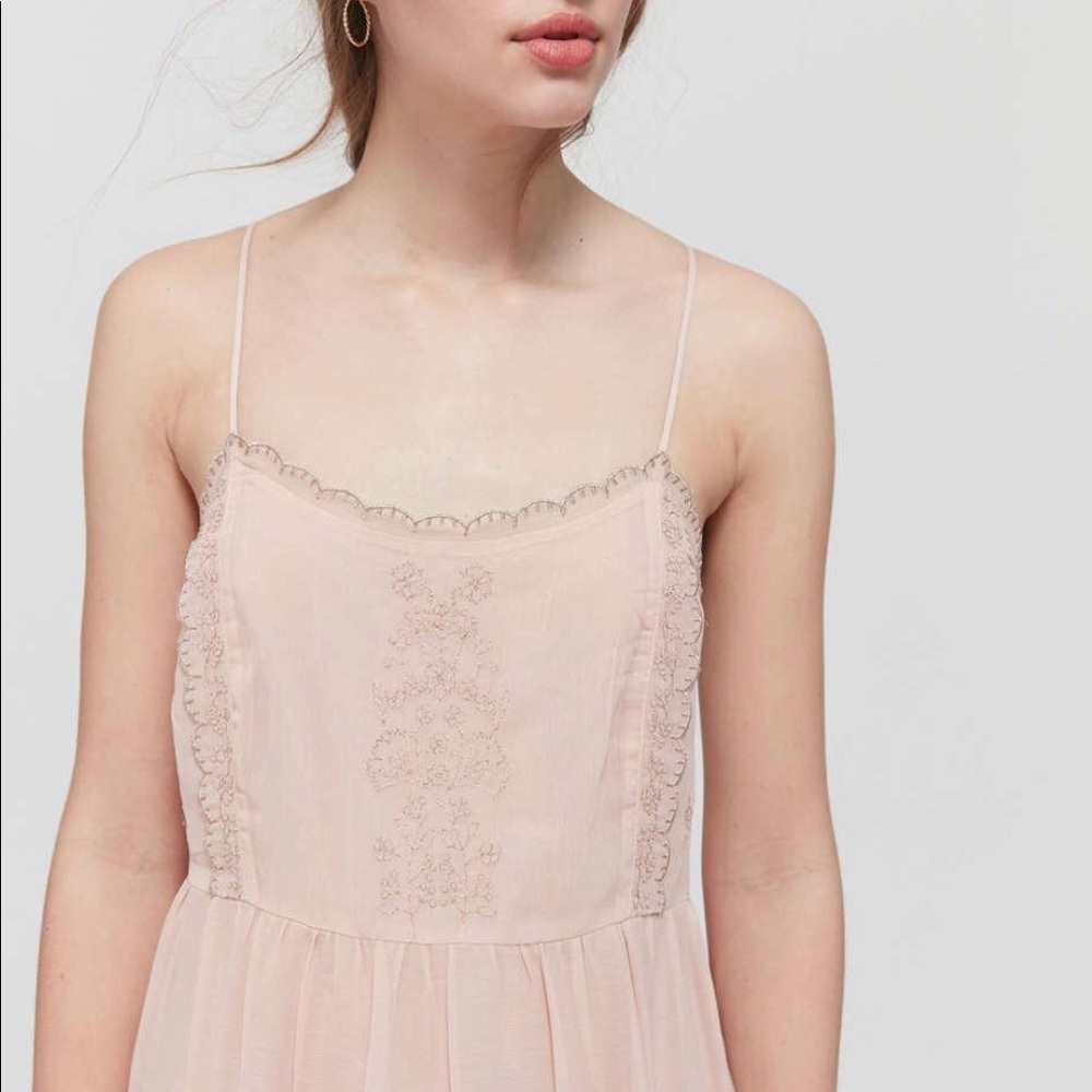 Gorgeous Stunning Statement Dress - image 2